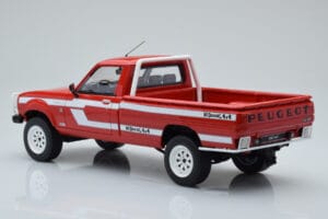 Peugeot 504 Dangel Pickup Červený Otto 1:18 OT436 Pryskyřice – obrázek 5 z 6