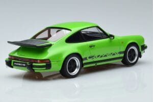 Porsche 911 3.2 Carrera Limetkově Zelený GT Spirit 1:18 GT740 Pryskyřice – obrázek 2 z 6