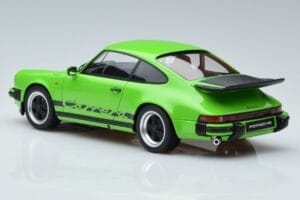 Porsche 911 3.2 Carrera Limetkově Zelený GT Spirit 1:18 GT740 Pryskyřice – obrázek 5 z 6