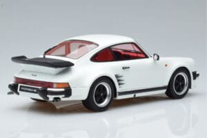 Porsche 911 930 Turbo S Grand Prix White GT Spirit 1:18 GT786 Pryskyřice – obrázek 2 z 6
