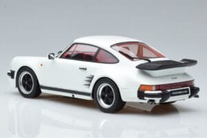 Porsche 911 930 Turbo S Grand Prix White GT Spirit 1:18 GT786 Pryskyřice – obrázek 5 z 6