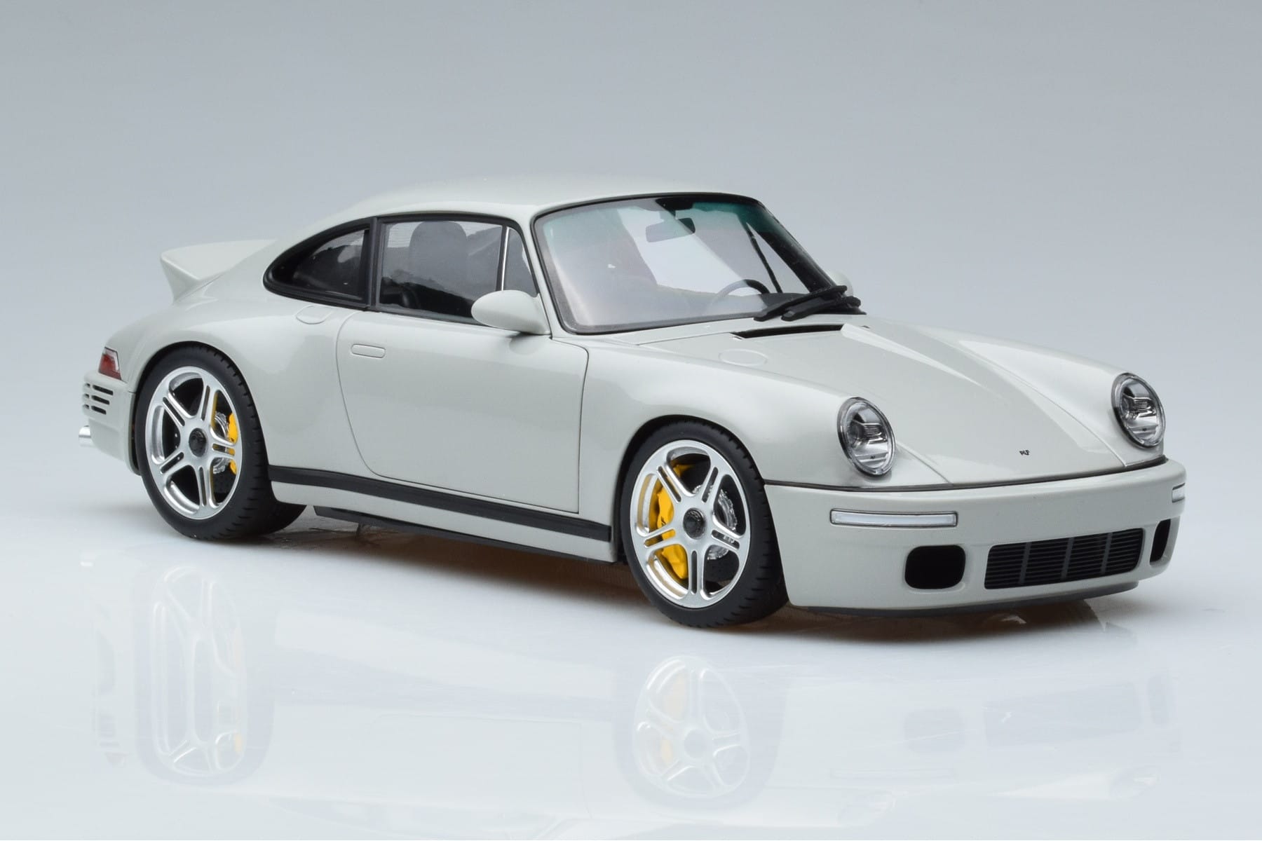 Porsche 911 964 RUF SCR Chalk Šedý Almost Real 1:18 880204 Kov – obrázek 5 z 7