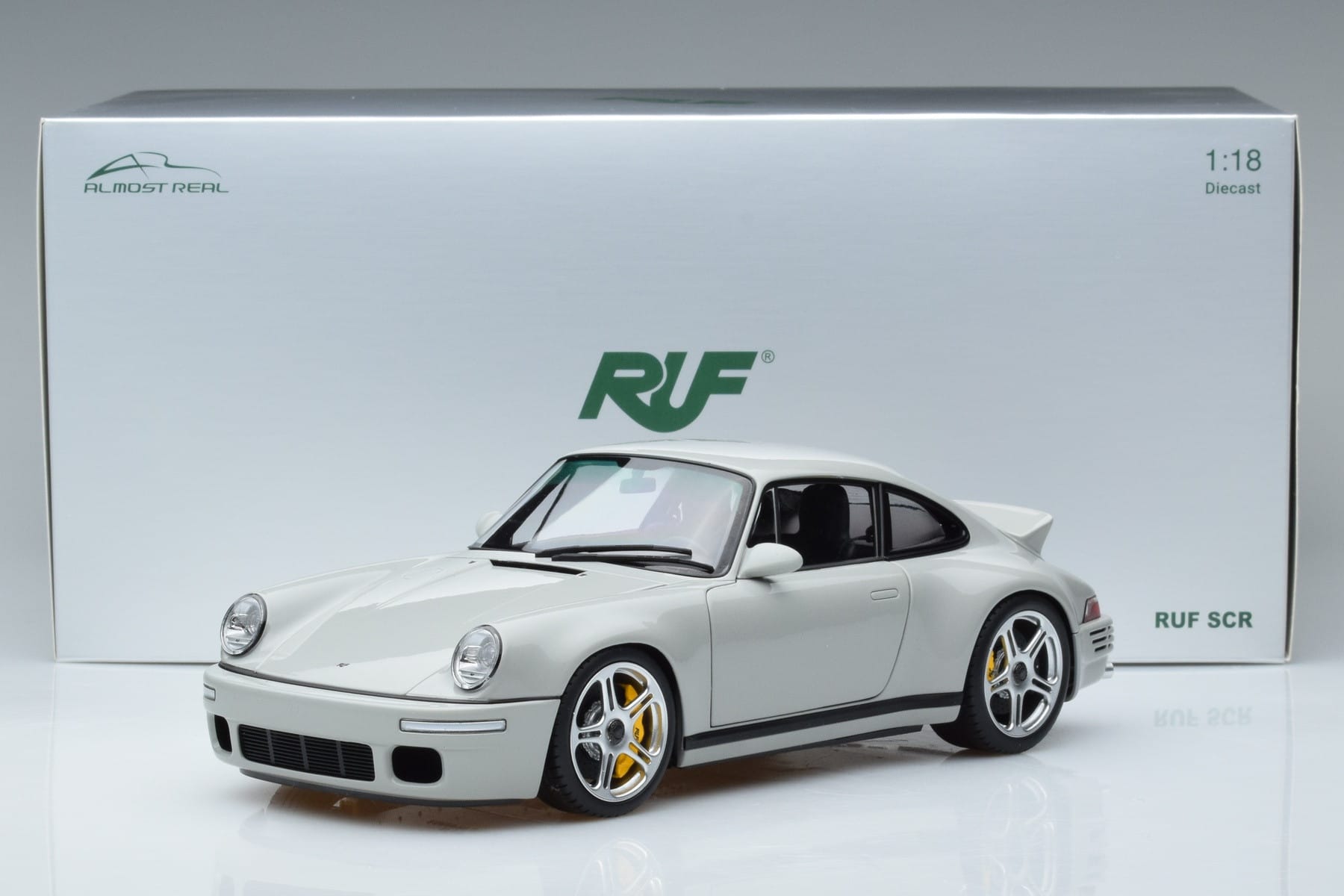 Porsche 911 964 RUF SCR Chalk Šedý Almost Real 1:18 880204 Kov – obrázek 7 z 7