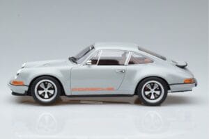 Porsche 911 964 Singer Šedý GT Spirit 1:18 GT088 Pryskyřice – obrázek 3 z 6