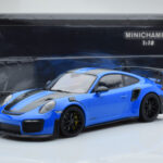 Porsche 911 GT2 RS 991.2 Weissach Package Modrý Černá Hořčíková Kola Minichamps 1:18 - image 6 of 6