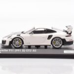 Porsche 911 991.2 GT2 RS Bílý Minichamps 1:43