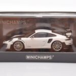 Porsche 911 991.2 GT2 RS Bílý Minichamps 1:43 - image 4 of 4
