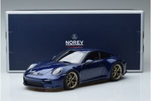 Porsche 911 992 GT3 Touring Package Modrý Metalíza Norev 1:18 187302 Kov – obrázek 7 z 7