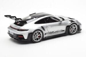 Porsche 911 992 GT3 Weissach Pack GT Stříbrný Metalíza Norev 1:18 187366 Kov – obrázek 3 z 8