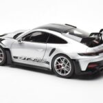 Porsche 911 992 GT3 Weissach Pack GT Stříbrný Metalíza Norev 1:18 - image 7 of 8
