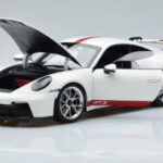Porsche 911 992 GT3 Bílý Norev 1:18 - image 2 of 7