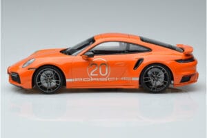 Porsche 911 992 Turbo S China 20th Anniversary Oranžový Minichamps 1:18 155069171 Kov – obrázek 3 z 6