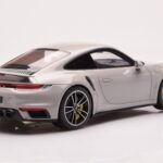 Porsche 911 992 Turbo S Crayon Šedý GT Spirit 1:18 - image 2 of 6