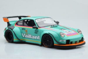 Porsche 911 993 RWB Vaillant GT Spirit 1:18 GT869 Pryskyřice – obrázek 4 z 6