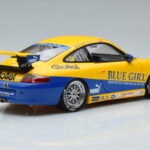 Porsche 911 996 GT3 Cup #88 Macau Winner 2005 AUTOart 1:18 - image 3 of 7