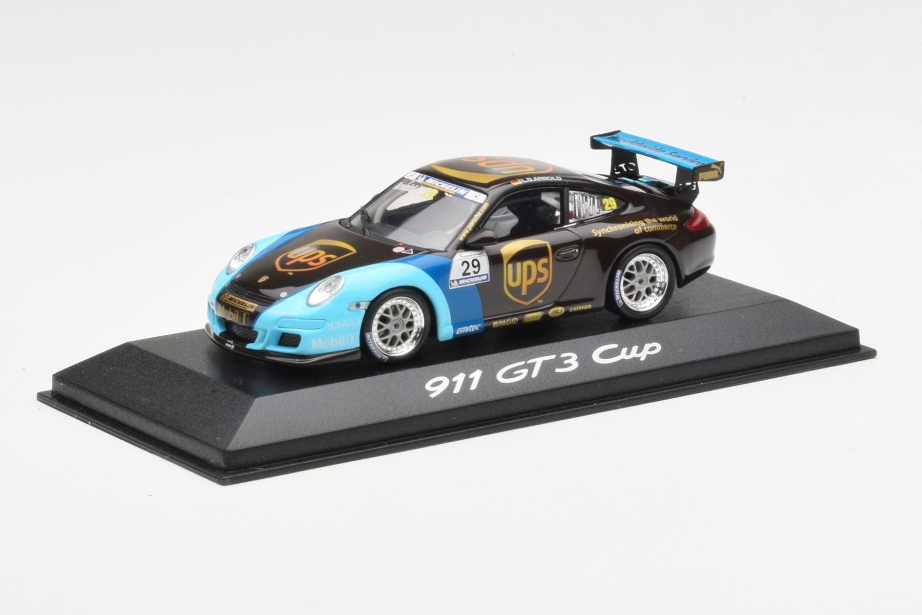 Porsche 911 996 GT3 Cup #29 D. Arnold UPS Porsche Supercup 2006 Minichamps 1:43 WAP02012416 Kov – obrázek 2 z 4