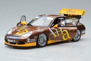 Porsche 911 996 GT3 Cup M. Marsh Carrera Cup Asia Winner 2004 AUTOart 1:18 80489 Kov – obrázek 2 z 7