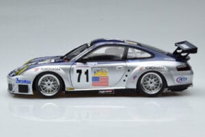 Porsche 911 996 GT3 RSR #71 A. Job 2005 AUTOart 1:18 80583 Kov – obrázek 4 z 7