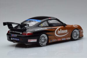 Porsche 911 996 GT3 R #2 S. Miau Carrera Cup Asia 2004 AUTOart 1:18 80488 Kov – obrázek 3 z 7