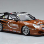 Porsche 911 996 GT3 R #2 S. Miau Carrera Cup Asia 2004 AUTOart 1:18 - image 5 of 7