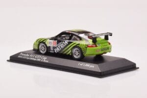 Porsche 911 997 GT3 Cup #8 E. Brown IMSA GT3 Challenge 2009 Minichamps 1:43 400096708 Kov – obrázek 3 z 4