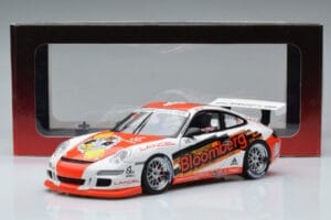 Porsche 911 997 GT3 Cup #98 P. Ma Carrera Cup Asia 2006 AUTOart 1:18 80689 Kov – obrázek 7 z 7