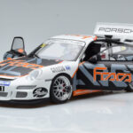 Porsche 911 997 GT3 Cup #33 M. Marsh Carrera Cup Asia 2006 AUTOart 1:18 - image 2 of 7