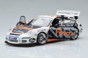 Porsche 911 997 GT3 Cup #33 M. Marsh Carrera Cup Asia 2006 AUTOart 1:18 80782 Kov – obrázek 2 z 7