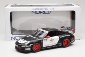 Porsche 911 997 GT3 RS #176 Team Ring Police VLN 2011 Norev 1:18 187570 Kov – obrázek 8 z 8