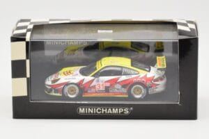 Porsche 911 997 GT3 RSR #31 J. Bergmeister / P. Long / L. Luhr 12 Hours of Sebring Class Winners 2005 Minichamps 1:43 4000564 – obrázek 4 z 4