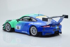 Porsche 911 GT3 R Falken Motorsports #44 M. Ragginger / J. Bergmeister / M. Werner / L. Vanthoor 24 Hours of Nurburgring 2017 – obrázek 5 z 6