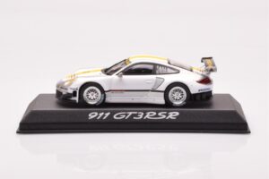 Porsche 911 GT3 RSR Prezentace 2012 Norev 1:43