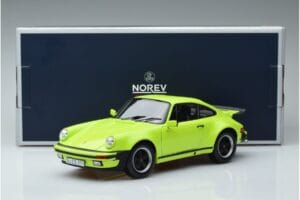 Porsche 911 930 Turbo 3.0 Světle Zelený Norev 1:18 187666 Kov – obrázek 7 z 7