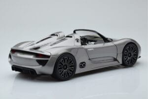 Porsche 918 Spyder Prototyp Šedá Metalíza Minichamps 1:18 110060030 Kov – obrázek 3 z 7