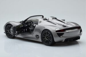 Porsche 918 Spyder Prototyp Šedá Metalíza Minichamps 1:18 110060030 Kov – obrázek 6 z 7