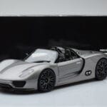 Porsche 918 Spyder Prototyp Šedá Metalíza Minichamps 1:18 - image 7 of 7