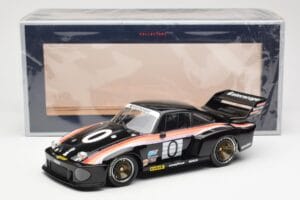 Porsche 935 #0 T. Field / D. Ongais / H. Haywood Interscope Racing 24 Hours of Daytona Winner 1979 Norev 1:18 187437 Kov – obrázek 6 z 6