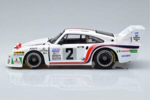 Porsche 935J #2 Liqui Moly R. Stommelen / R. Joest / V. Merl 24 Hours of Daytona Winner 1980 MCG 1:18 MCG18803R Kov – obrázek 3 z 6
