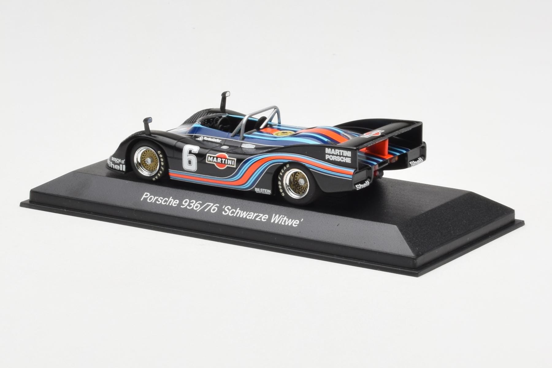 Porsche 936/76 Martini #6 Schwarze Witwe Minichamps 1:43 WAP02000518 Kov – obrázek 3 z 4