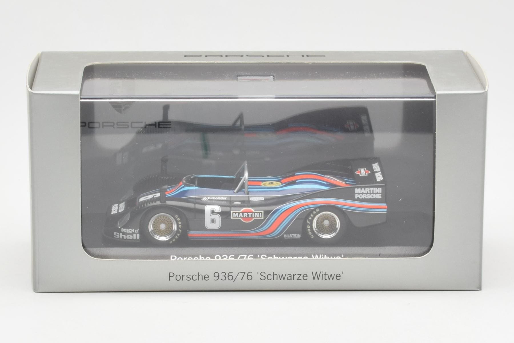 Porsche 936/76 Martini #6 Schwarze Witwe Minichamps 1:43 WAP02000518 Kov – obrázek 4 z 4