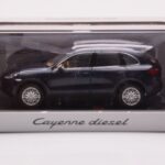 Porsche Cayenne 9PA Diesel Tmavě Modrý Minichamps 1:43 - image 4 of 4