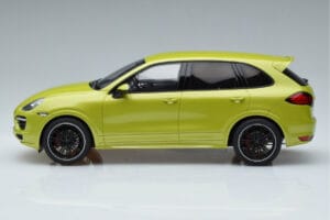 Porsche Cayenne GTS 92A Peridot Zelený GT Spirit 1:18 GT020A Pryskyřice – obrázek 3 z 6