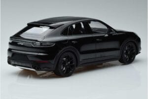 Porsche Cayenne E3 S Coupe Minichamps 1:18 187673 Kov – obrázek 2 z 6