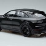 Porsche Cayenne E3 S Coupe Minichamps 1:18 187673 Kov - image 5 of 6