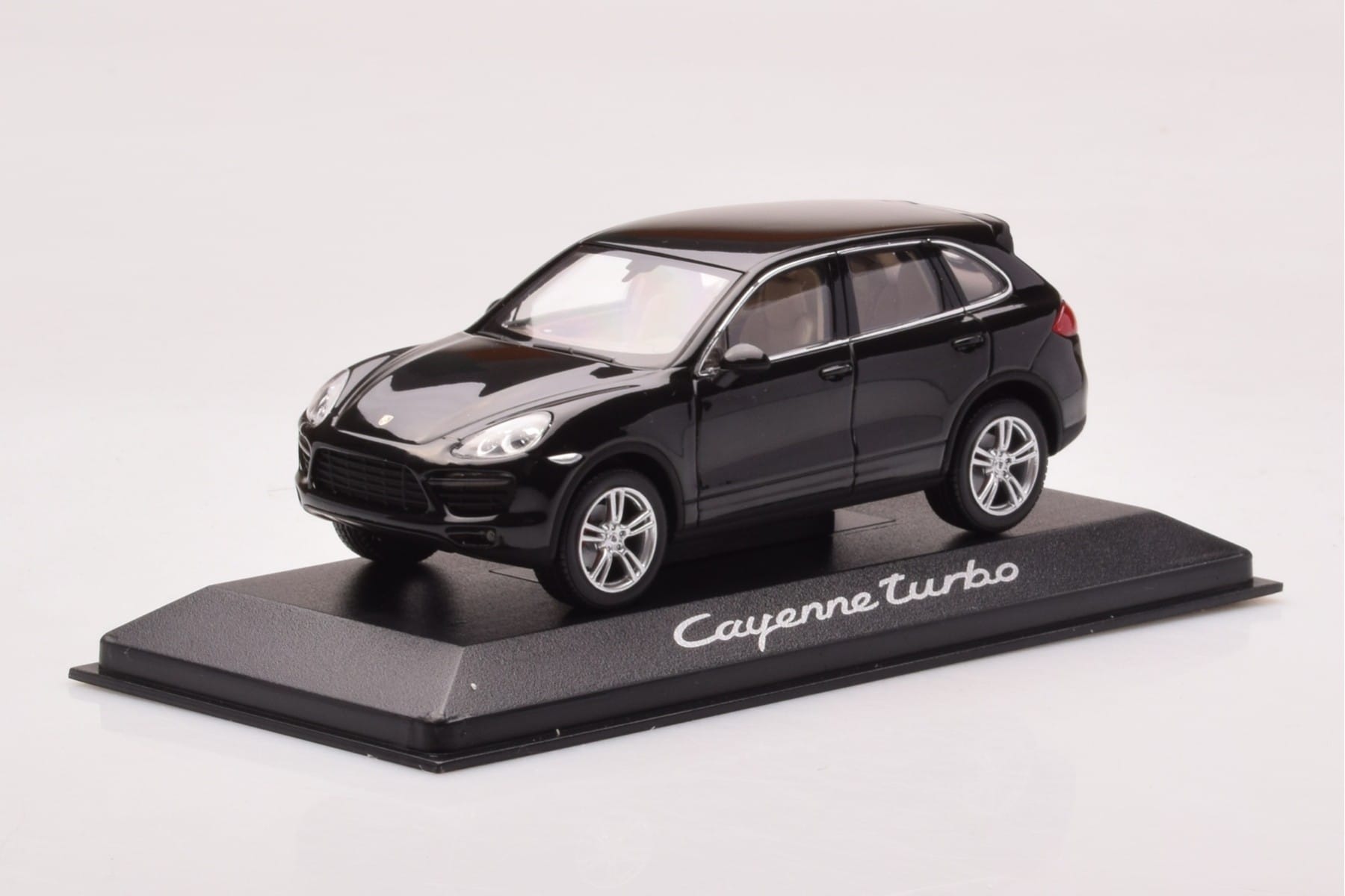 Porsche Cayenne 92A Turbo Černý Minichamps 1:43 WAP0200050B Kov – obrázek 2 z 4