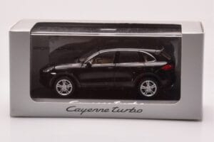 Porsche Cayenne 92A Turbo Černý Minichamps 1:43 WAP0200050B Kov – obrázek 4 z 4