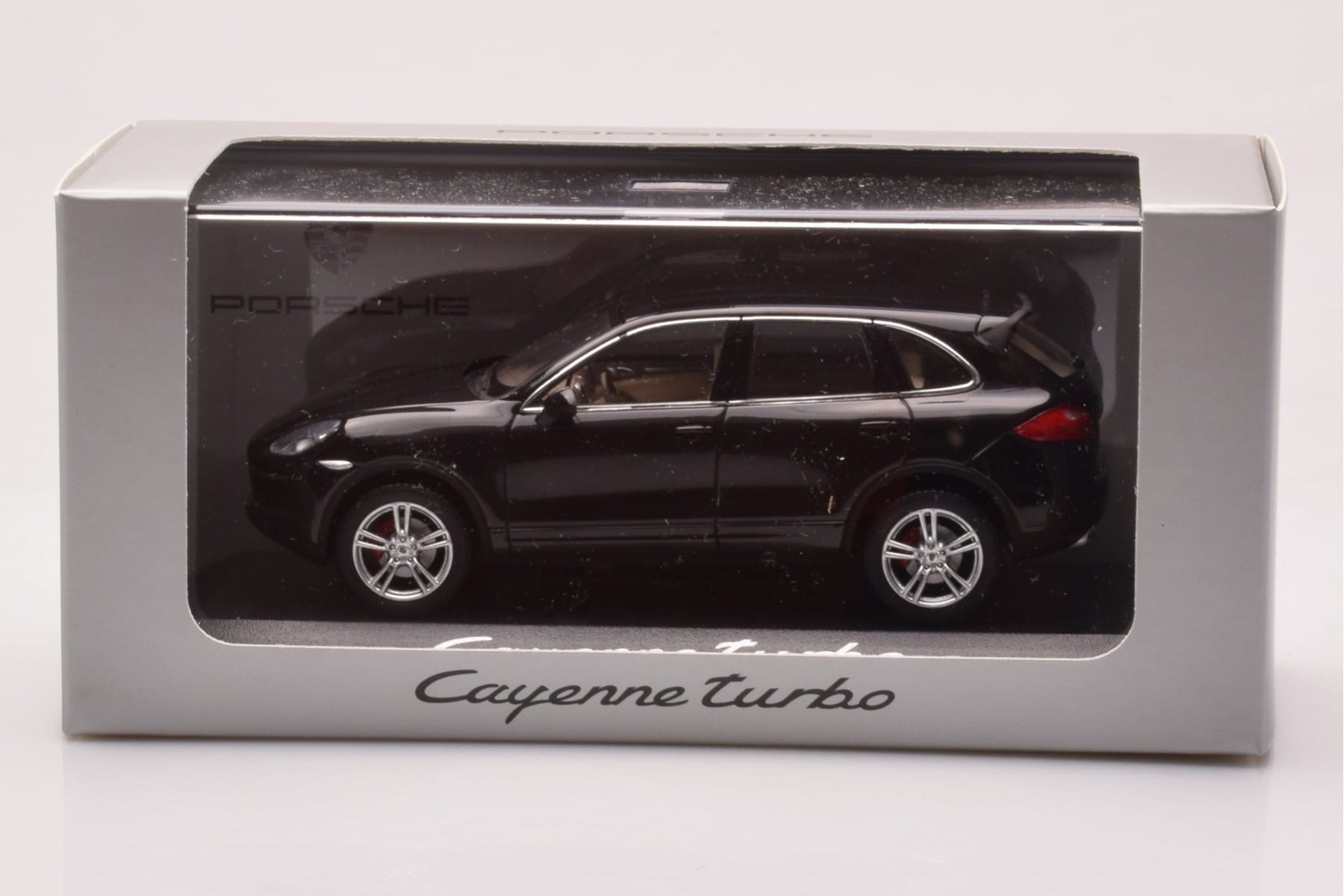 Porsche Cayenne 92A Turbo Černý Minichamps 1:43 WAP0200050B Kov – obrázek 4 z 4