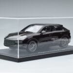 Porsche Cayenne Turbo Coupe Mahagon Norev 1:18 WAP0213190K Kov - image 7 of 8