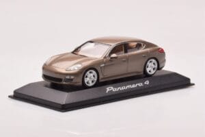Porsche Panamera 970 4 Béžový Metalický Minichamps 1:43 WAP02000319 Kov – obrázek 2 z 4