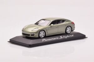 Porsche Panamera 970 S Hybrid Critall Zelený Minichamps 1:43 WAP0205010A Kov – obrázek 2 z 4